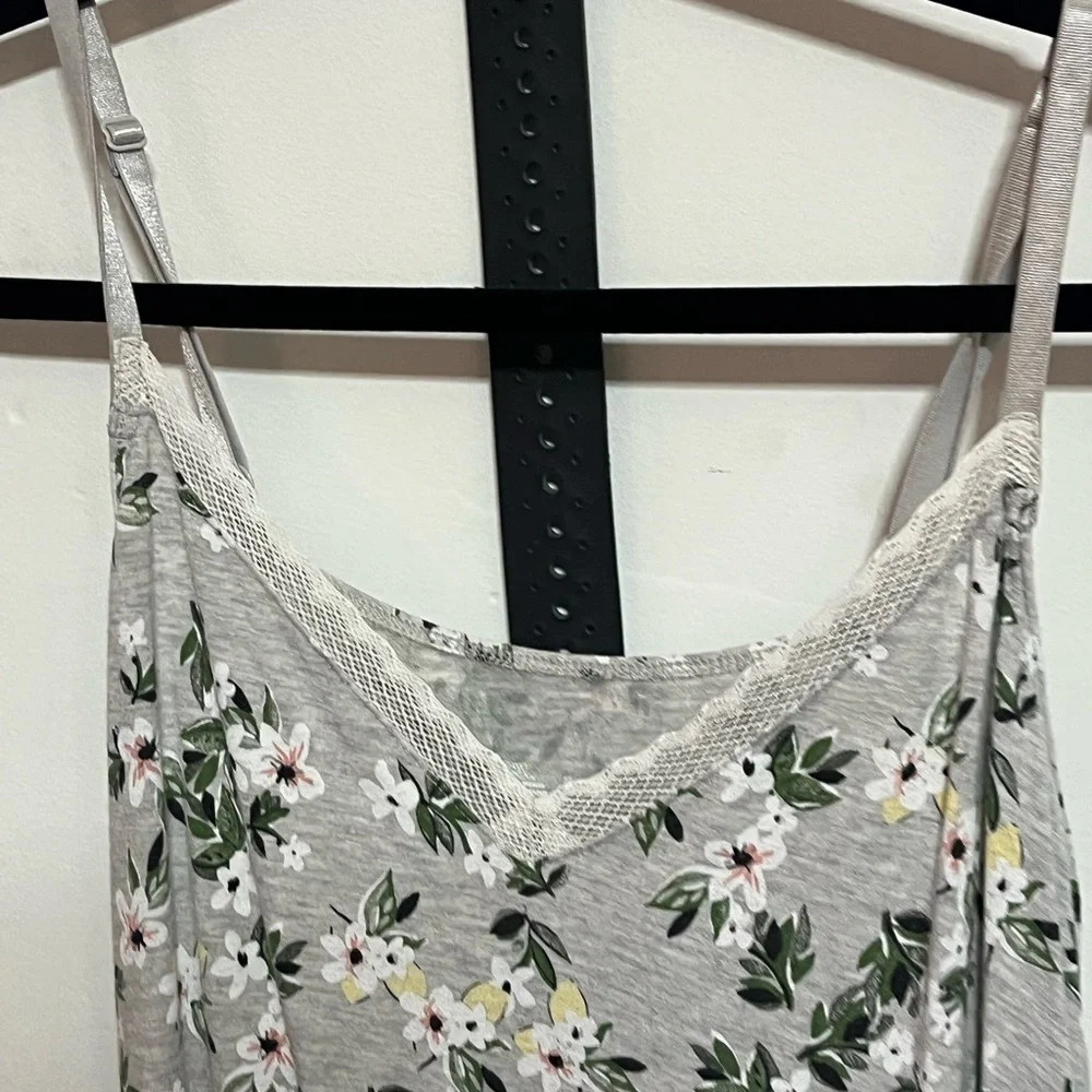 Target 2 Pc Floral Pajama Set Sz M/L - Picture 5 of 7